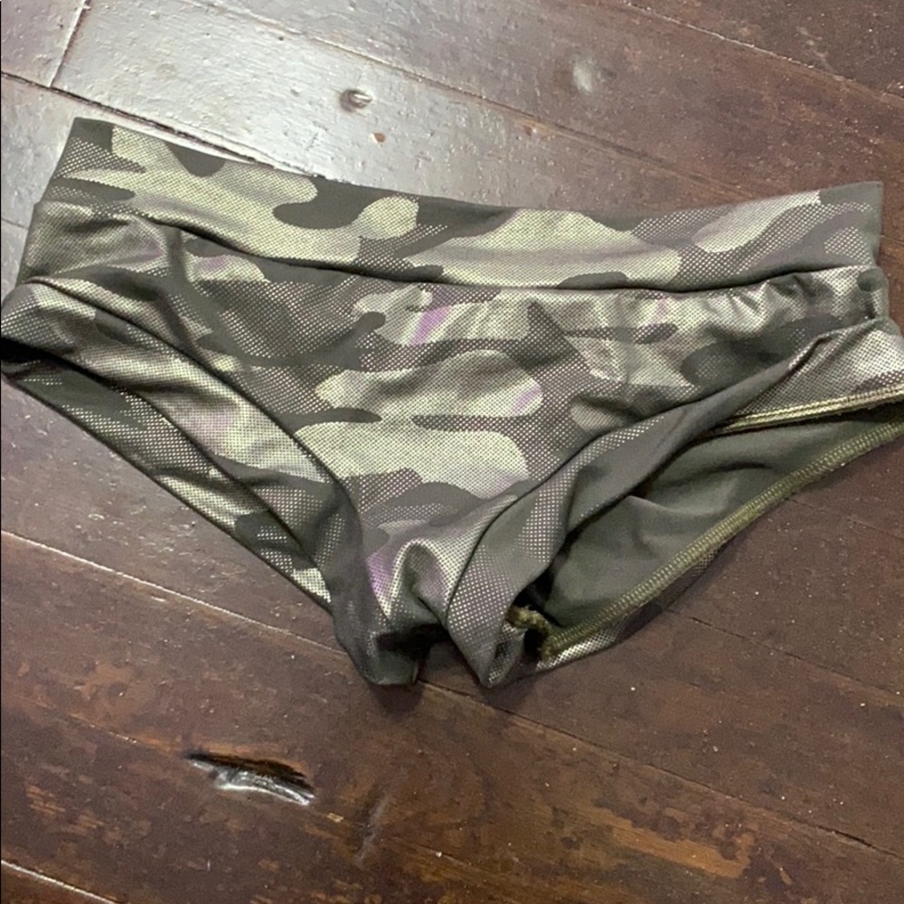 Military green cleo bottoms | Pole Dance